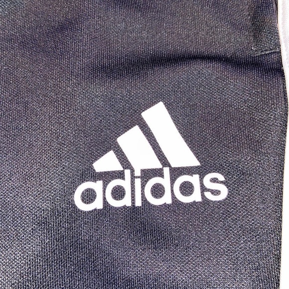 Adidas Classic Soccer/Jogger Pants. Size Youth Large - Picture 3 of 4